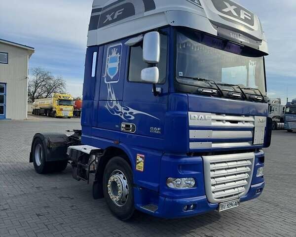 Даф XF 105 2006 у Кременчуге на Automoto.ua Синій Даф XF 105, об'ємом двигуна 12.9 л та пробігом 1 тис. км за 9800 $, фото 3 на Automoto.ua