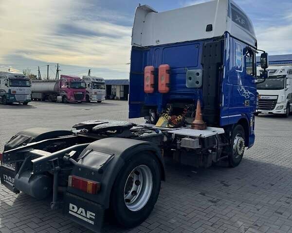Даф XF 105 2006 у Кременчуге на Automoto.ua Синій Даф XF 105, об'ємом двигуна 12.9 л та пробігом 1 тис. км за 9800 $, фото 5 на Automoto.ua