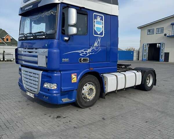 Даф XF 105 2006 у Кременчуге на Automoto.ua Синій Даф XF 105, об'ємом двигуна 12.9 л та пробігом 1 тис. км за 9800 $, фото 2 на Automoto.ua