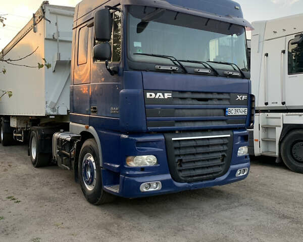 Синий Даф XF 105, объемом двигателя 12.9 л и пробегом 988 тыс. км за 12300 $, фото 1 на Automoto.ua
