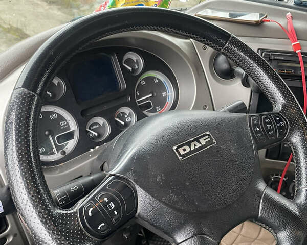 Синий Даф XF 105, объемом двигателя 12.9 л и пробегом 400 тыс. км за 10000 $, фото 6 на Automoto.ua