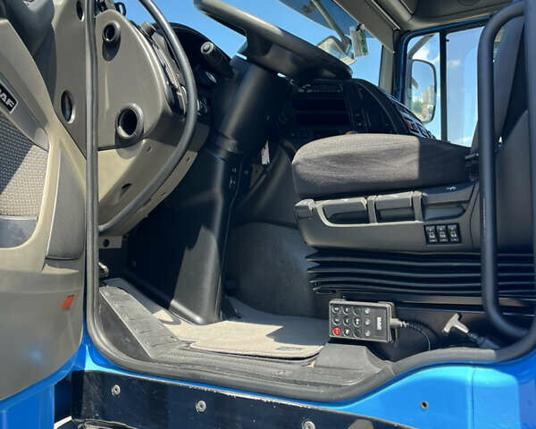 Синий Даф XF 105, объемом двигателя 0 л и пробегом 999 тыс. км за 22500 $, фото 22 на Automoto.ua