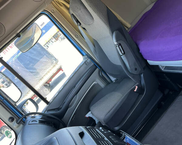 Синий Даф XF 105, объемом двигателя 0 л и пробегом 999 тыс. км за 22500 $, фото 27 на Automoto.ua