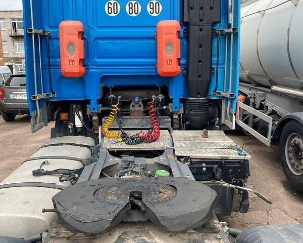 Синий Даф XF 105, объемом двигателя 12.9 л и пробегом 875 тыс. км за 15000 $, фото 4 на Automoto.ua