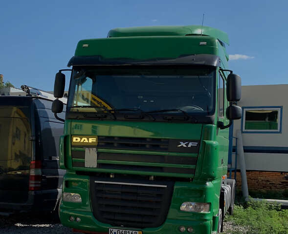 Зеленый Даф XF 105, объемом двигателя 0 л и пробегом 970 тыс. км за 17300 $, фото 1 на Automoto.ua