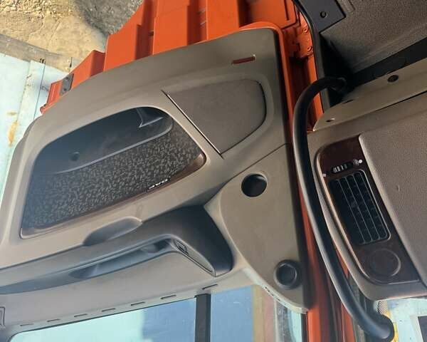 Оранжевый Даф XF 105, объемом двигателя 12.9 л и пробегом 1 тыс. км за 11500 $, фото 19 на Automoto.ua