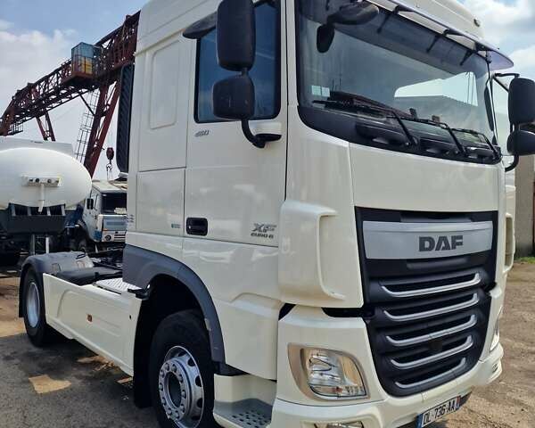Белый Даф XF 106, объемом двигателя 0 л и пробегом 470 тыс. км за 21500 $, фото 1 на Automoto.ua