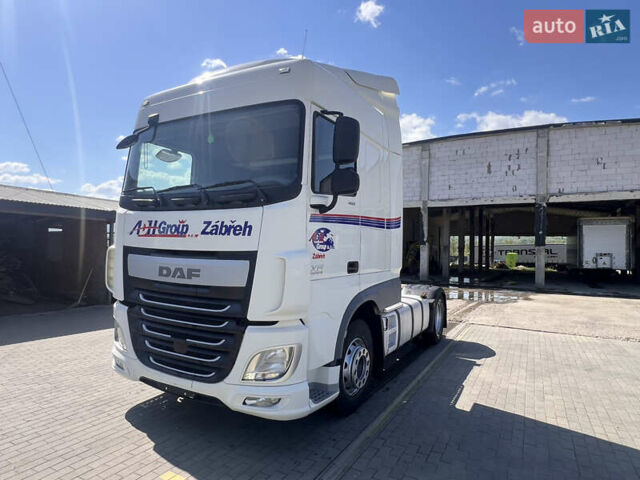 Белый Даф XF 106, объемом двигателя 12.9 л и пробегом 907 тыс. км за 18500 $, фото 1 на Automoto.ua