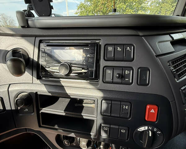 Белый Даф XF 106, объемом двигателя 0 л и пробегом 780 тыс. км за 29500 $, фото 15 на Automoto.ua