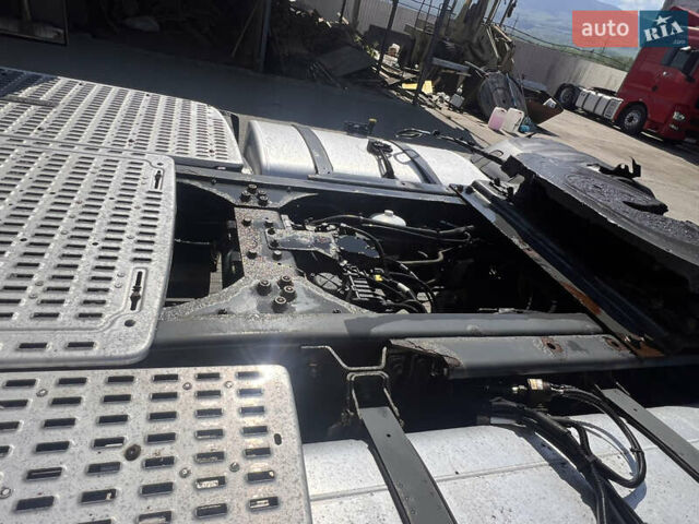 Белый Даф XF 106, объемом двигателя 12.9 л и пробегом 907 тыс. км за 18500 $, фото 9 на Automoto.ua