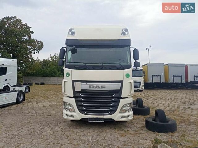Белый Даф XF 106, объемом двигателя 12.96 л и пробегом 595 тыс. км за 13022 $, фото 1 на Automoto.ua