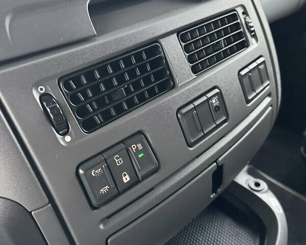 Белый Даф XF 106, объемом двигателя 12.9 л и пробегом 911 тыс. км за 21902 $, фото 34 на Automoto.ua