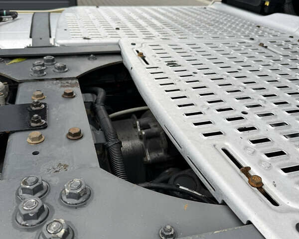 Белый Даф XF 106, объемом двигателя 12.9 л и пробегом 911 тыс. км за 21902 $, фото 14 на Automoto.ua