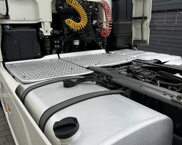 Белый Даф XF 106, объемом двигателя 12.9 л и пробегом 911 тыс. км за 21902 $, фото 16 на Automoto.ua