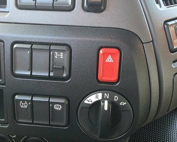 Белый Даф XF 106, объемом двигателя 12.9 л и пробегом 999 тыс. км за 18900 $, фото 19 на Automoto.ua