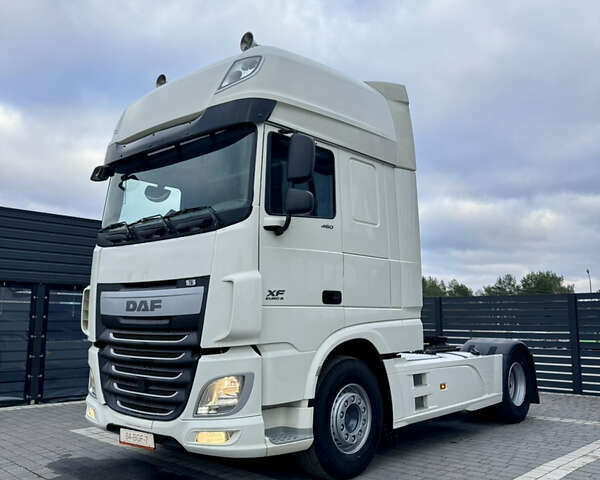 Белый Даф XF 106, объемом двигателя 12.9 л и пробегом 911 тыс. км за 21902 $, фото 2 на Automoto.ua