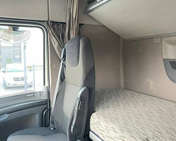 Белый Даф XF 106, объемом двигателя 12.9 л и пробегом 782 тыс. км за 23900 $, фото 17 на Automoto.ua