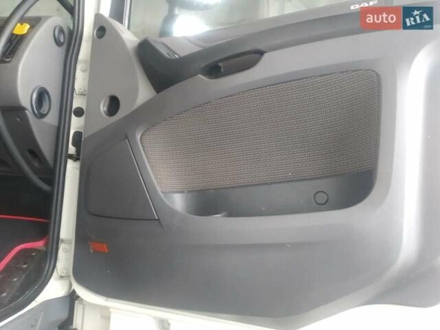 Белый Даф XF 106, объемом двигателя 12.9 л и пробегом 900 тыс. км за 25500 $, фото 3 на Automoto.ua