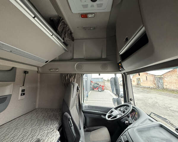 Белый Даф XF 106, объемом двигателя 12.9 л и пробегом 911 тыс. км за 21902 $, фото 24 на Automoto.ua