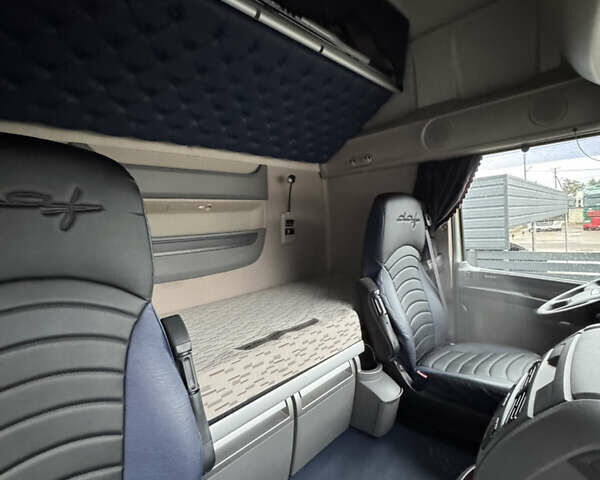 Белый Даф XF 106, объемом двигателя 12.9 л и пробегом 734 тыс. км за 26585 $, фото 13 на Automoto.ua