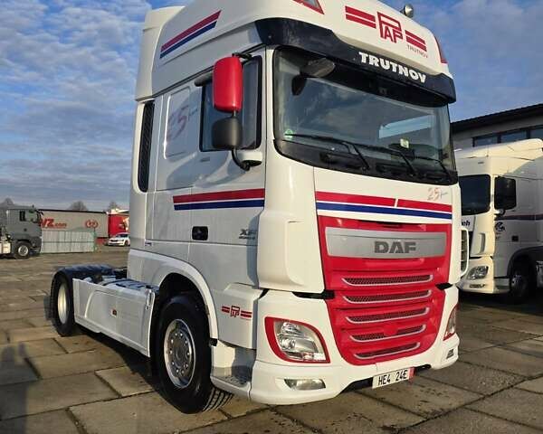 Белый Даф XF 106, объемом двигателя 12.9 л и пробегом 999 тыс. км за 18900 $, фото 7 на Automoto.ua