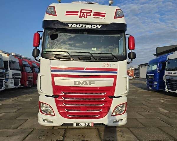 Белый Даф XF 106, объемом двигателя 12.9 л и пробегом 999 тыс. км за 18900 $, фото 8 на Automoto.ua