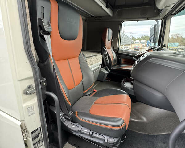 Белый Даф XF 106, объемом двигателя 12.9 л и пробегом 816 тыс. км за 25391 $, фото 24 на Automoto.ua