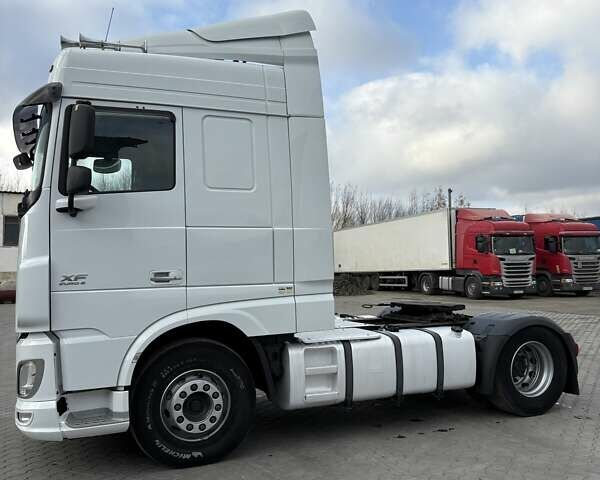 Белый Даф XF 106, объемом двигателя 12.9 л и пробегом 812 тыс. км за 18999 $, фото 3 на Automoto.ua