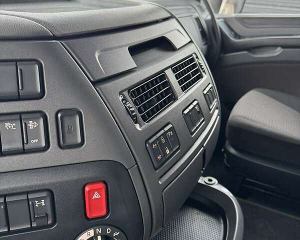 Белый Даф XF 106, объемом двигателя 12.9 л и пробегом 911 тыс. км за 21902 $, фото 33 на Automoto.ua