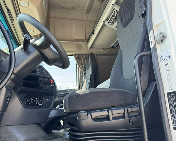 Белый Даф XF 106, объемом двигателя 12.9 л и пробегом 947 тыс. км за 21500 $, фото 21 на Automoto.ua