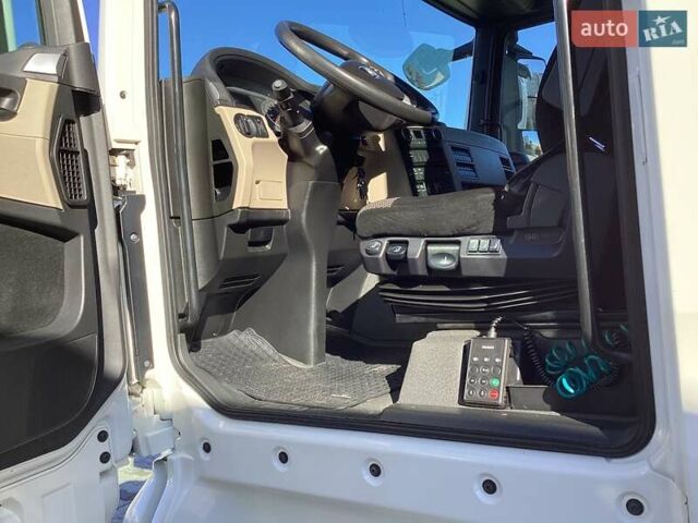 Білий Даф XF 106, об'ємом двигуна 12.9 л та пробігом 700 тис. км за 21500 $, фото 26 на Automoto.ua