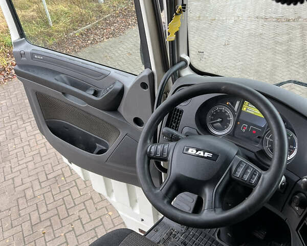 Білий Даф XF 106, об'ємом двигуна 12.9 л та пробігом 730 тис. км за 18900 $, фото 13 на Automoto.ua