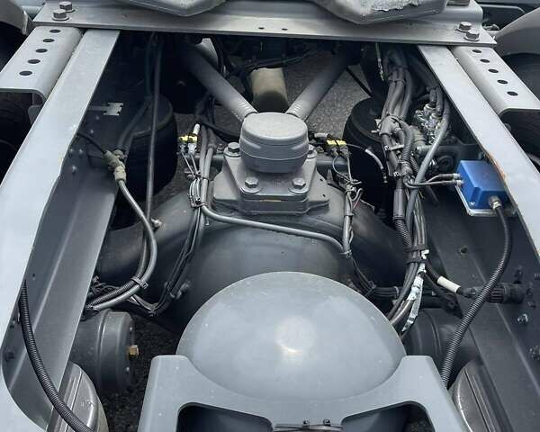 Белый Даф XF 106, объемом двигателя 12.9 л и пробегом 790 тыс. км за 47218 $, фото 2 на Automoto.ua