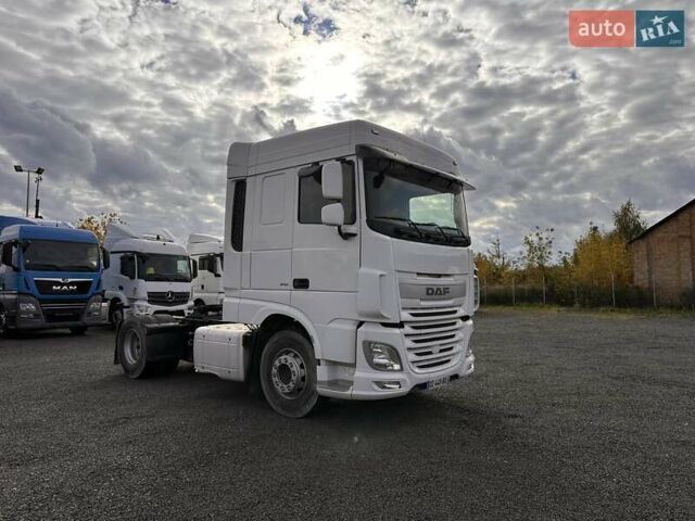 Белый Даф XF 106, объемом двигателя 12.9 л и пробегом 555 тыс. км за 25000 $, фото 2 на Automoto.ua