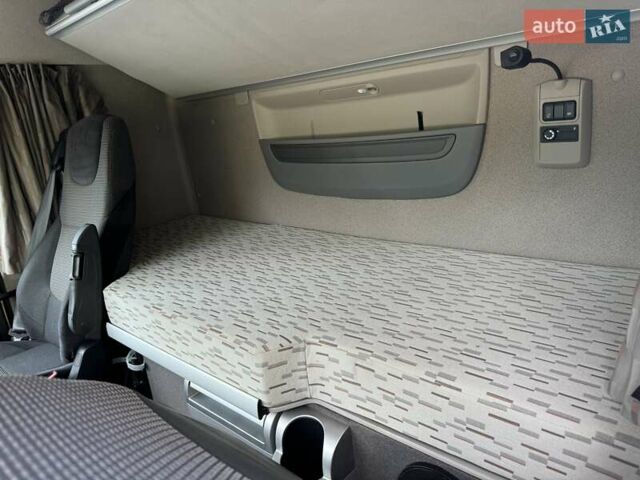 Белый Даф XF 106, объемом двигателя 12.9 л и пробегом 638 тыс. км за 33500 $, фото 75 на Automoto.ua