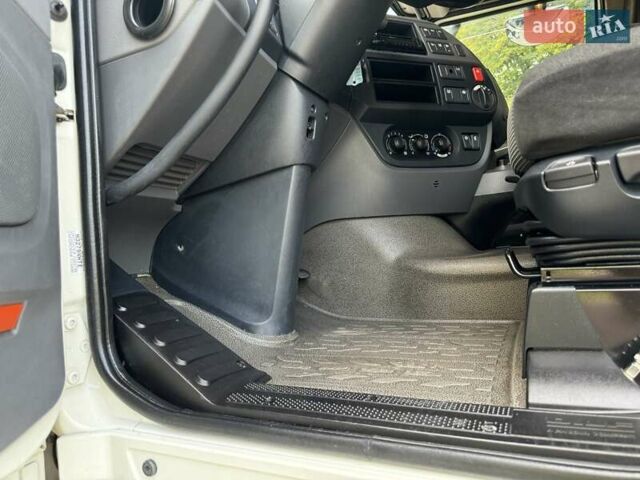 Білий Даф XF 106, об'ємом двигуна 12.9 л та пробігом 638 тис. км за 33500 $, фото 73 на Automoto.ua