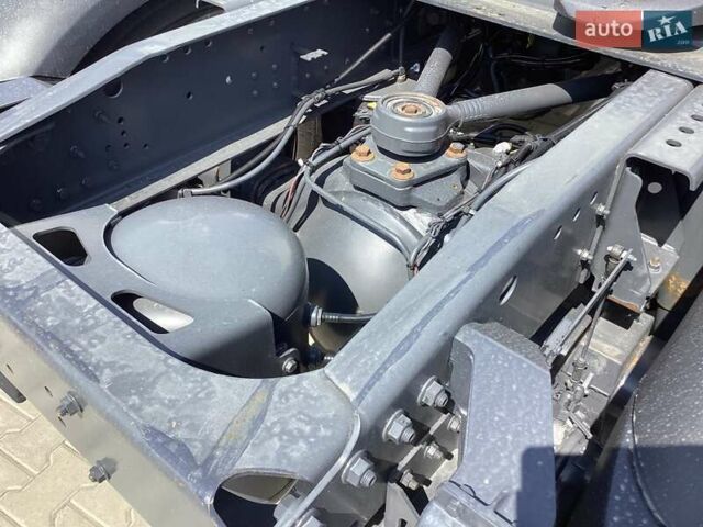 Белый Даф XF 106, объемом двигателя 12.9 л и пробегом 580 тыс. км за 26500 $, фото 9 на Automoto.ua