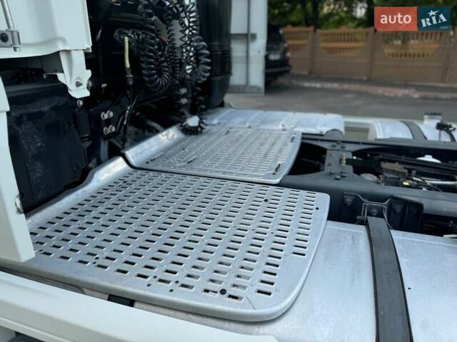 Білий Даф XF 106, об'ємом двигуна 12.9 л та пробігом 638 тис. км за 33500 $, фото 23 на Automoto.ua