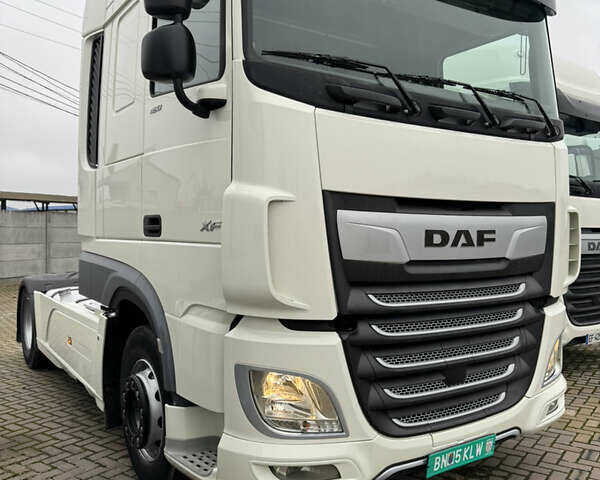 Білий Даф XF 106, об'ємом двигуна 12.9 л та пробігом 609 тис. км за 33800 $, фото 1 на Automoto.ua