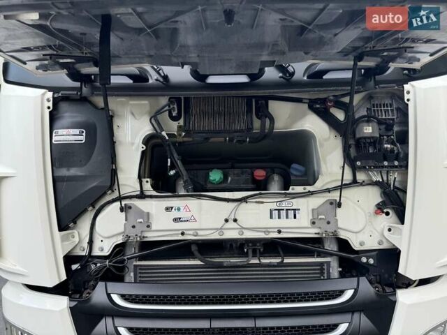 Білий Даф XF 106, об'ємом двигуна 12.9 л та пробігом 638 тис. км за 33500 $, фото 65 на Automoto.ua