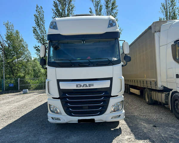 Белый Даф XF 106, объемом двигателя 12.9 л и пробегом 718 тыс. км за 26500 $, фото 34 на Automoto.ua