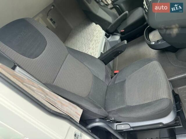 Білий Даф XF 106, об'ємом двигуна 12.9 л та пробігом 638 тис. км за 33500 $, фото 51 на Automoto.ua