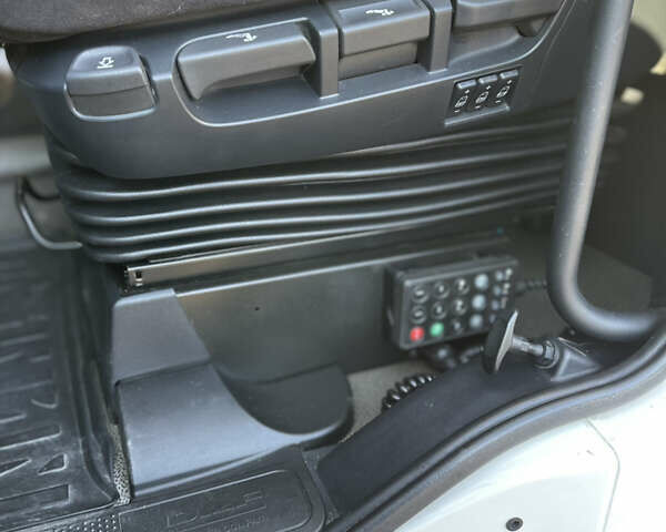 Білий Даф XF 106, об'ємом двигуна 12.9 л та пробігом 834 тис. км за 25600 $, фото 13 на Automoto.ua