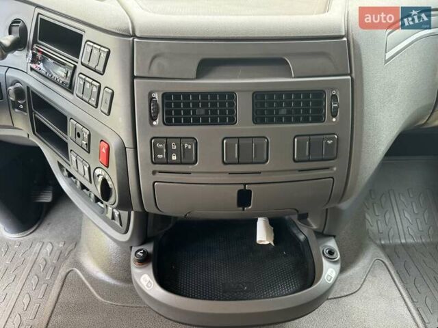 Білий Даф XF 106, об'ємом двигуна 12.9 л та пробігом 638 тис. км за 33500 $, фото 87 на Automoto.ua