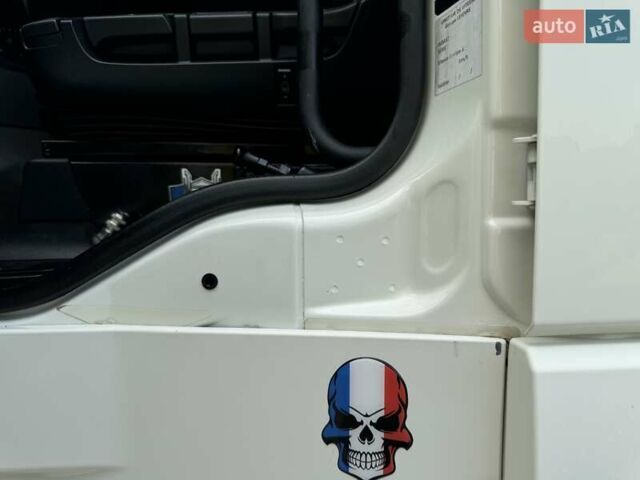 Білий Даф XF 106, об'ємом двигуна 12.9 л та пробігом 638 тис. км за 33500 $, фото 70 на Automoto.ua