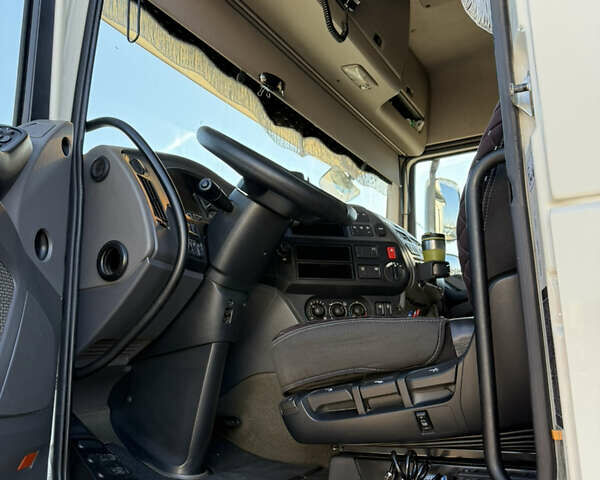 Белый Даф XF 106, объемом двигателя 0 л и пробегом 800 тыс. км за 29900 $, фото 15 на Automoto.ua