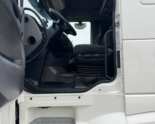 Білий Даф XF 106, об'ємом двигуна 12.9 л та пробігом 657 тис. км за 32000 $, фото 13 на Automoto.ua