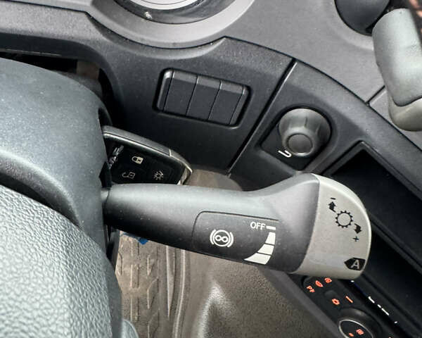 Білий Даф XF 106, об'ємом двигуна 12.9 л та пробігом 609 тис. км за 33800 $, фото 42 на Automoto.ua