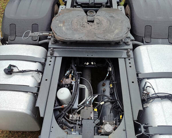 Белый Даф XF 106, объемом двигателя 12.9 л и пробегом 720 тыс. км за 25749 $, фото 6 на Automoto.ua