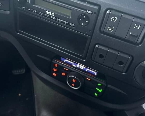 Білий Даф XF 106, об'ємом двигуна 13 л та пробігом 813 тис. км за 32499 $, фото 2 на Automoto.ua